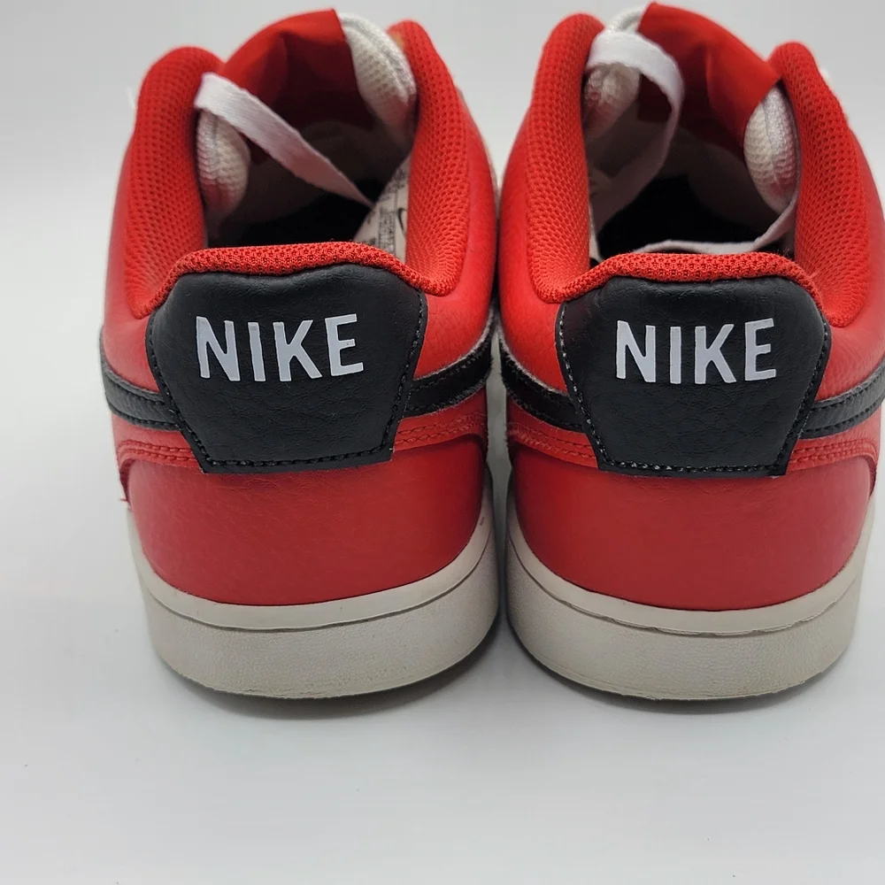 Men's NIKE Court Vision Low‎ 'White University Red' SIZE 10.5. #1449